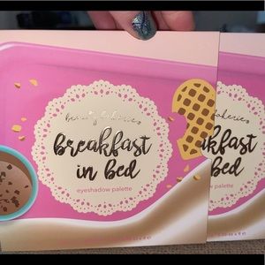 Beautiful eyeshadow palette for all occasions